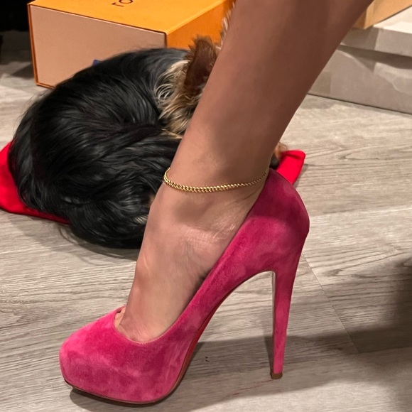 100% Authentic Christian Louboutin Suede Pink Heels sz 37 - Picture 6 of 6